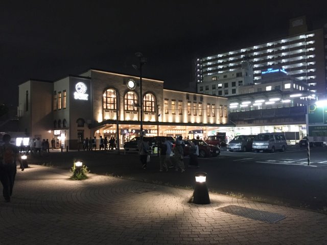 両国駅前