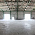 正方形の倉庫スタジオ 幅30m×縦30mの300坪