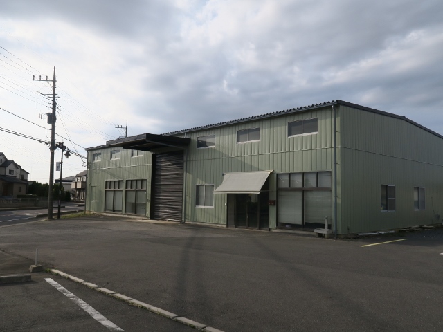 幸手市　貸し倉庫100坪